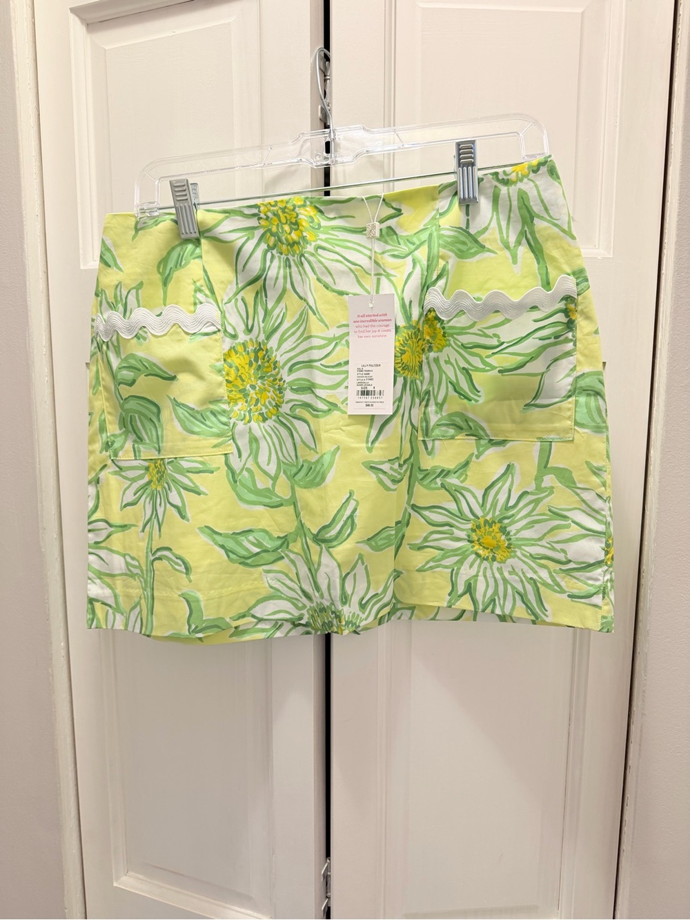 NWT LILLY PULITZER GARDNER MINI SKORT SIZE 6 LIMONCELLO SUNBELIEVABLE